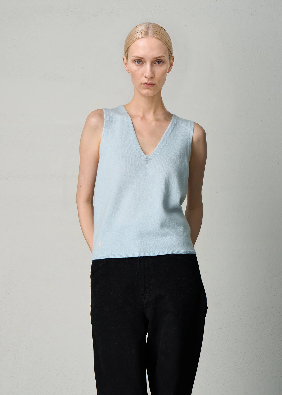 467 Cashmere Best Vesty