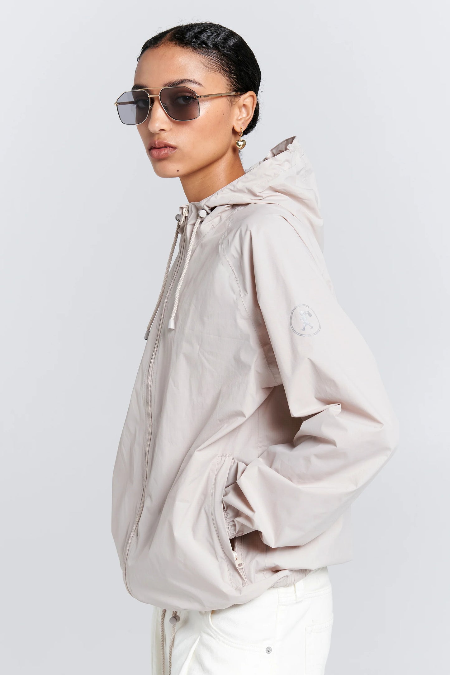 Runaway Windbreaker Pumice