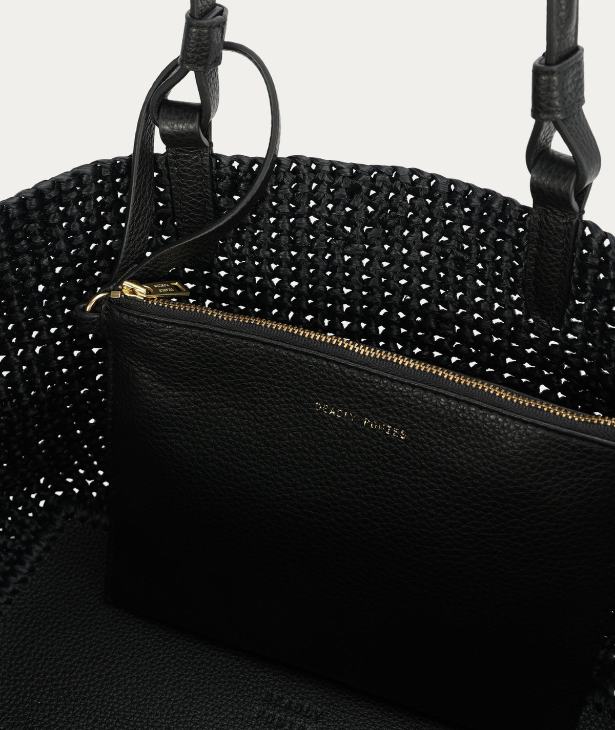 Medium Bandit Tote Black Raffia/Black