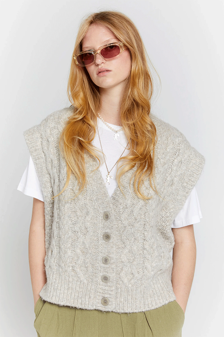 Cable Knit Vest Driftwood