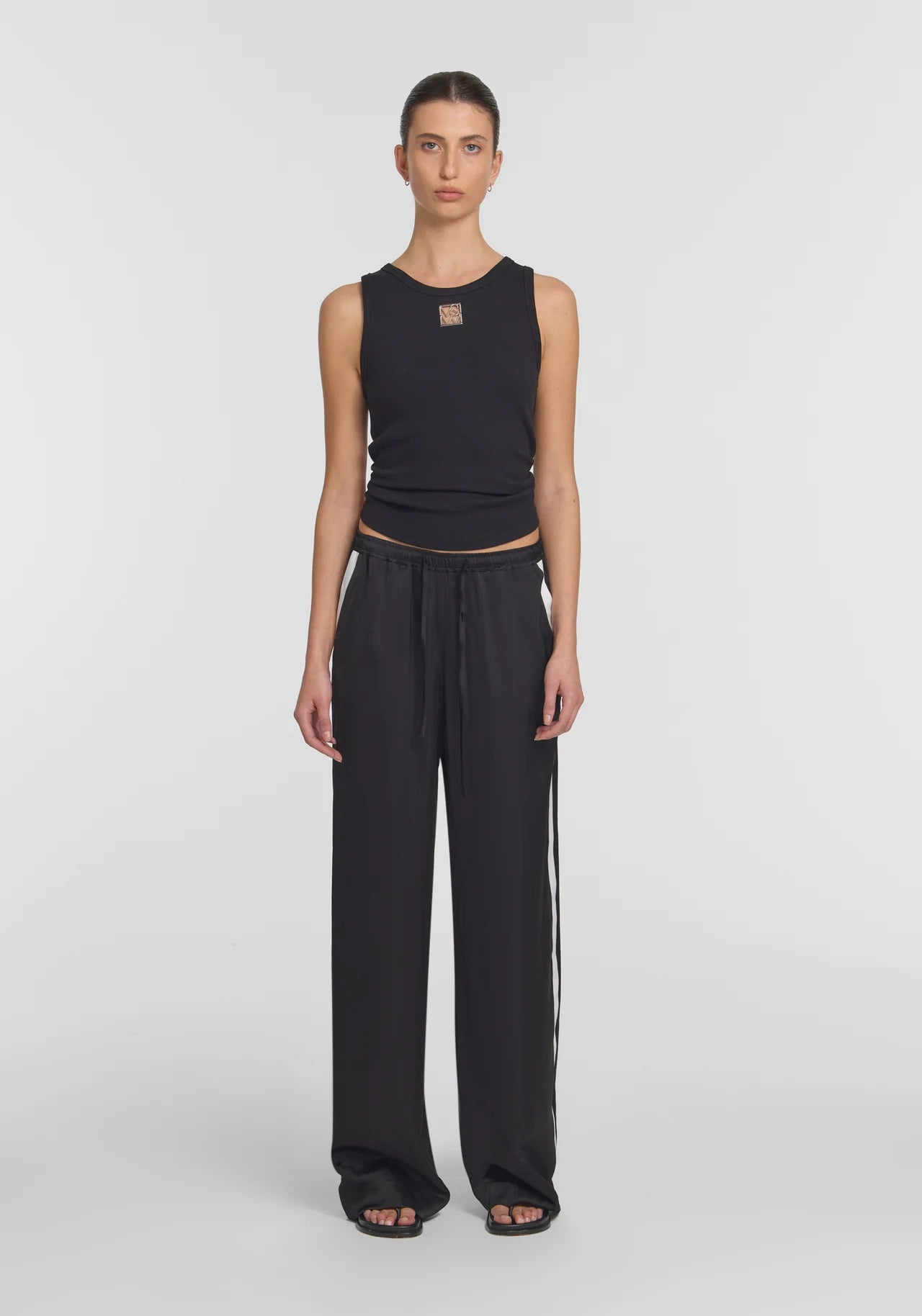V&W Metal Tank Black