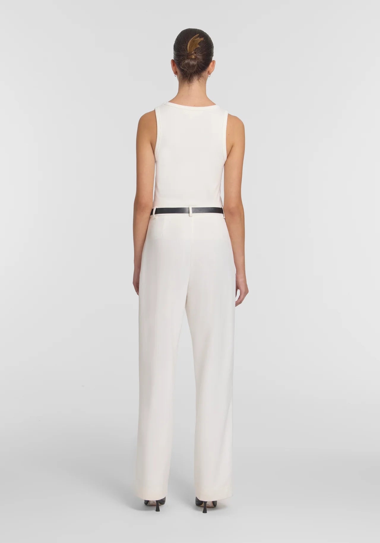 V&W Metal Tank Ivory
