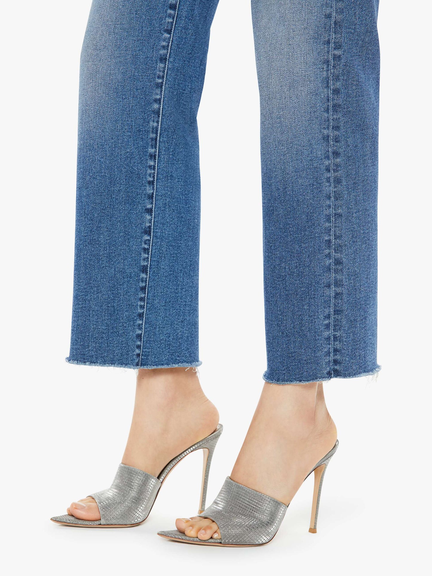 Mid Rise Rambler Zip Ankle Fray - Whats Your Sign