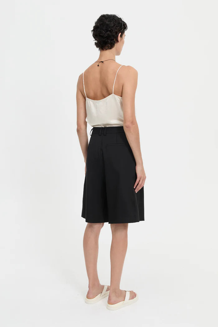 Junia Shorts Black