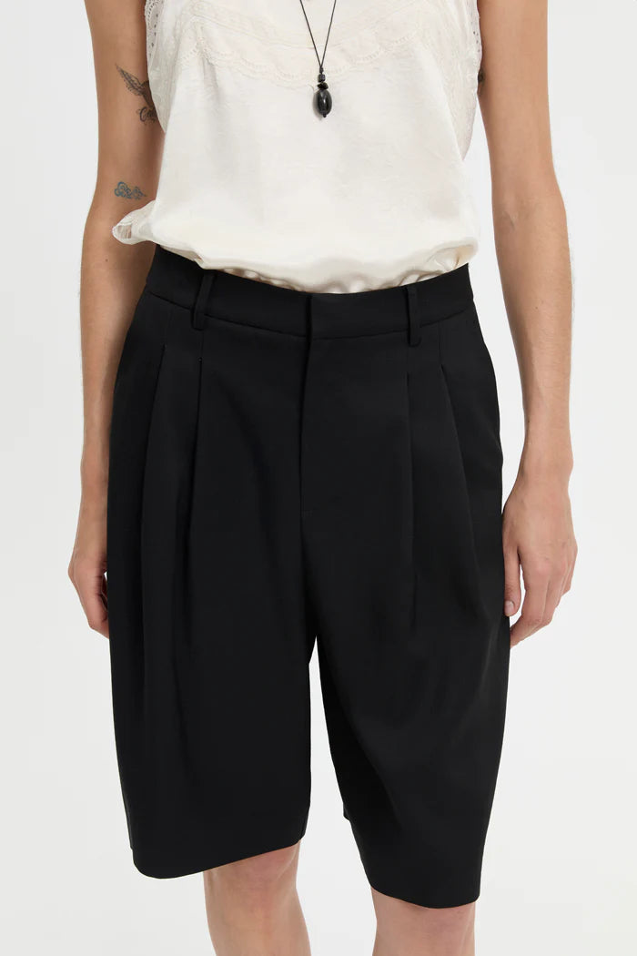 Junia Shorts Black