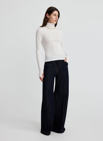 Ezra Top White