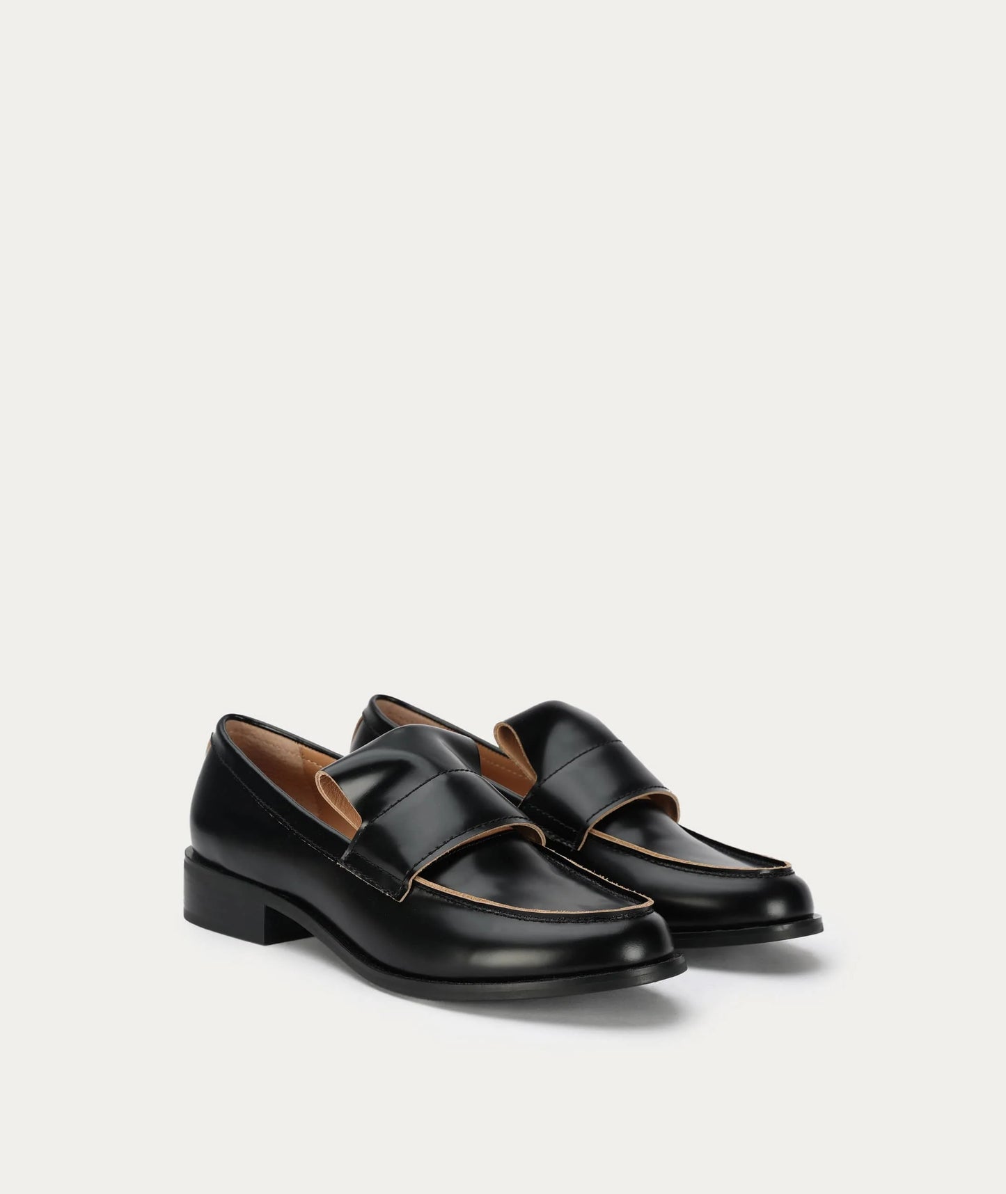 Cheval Loafer