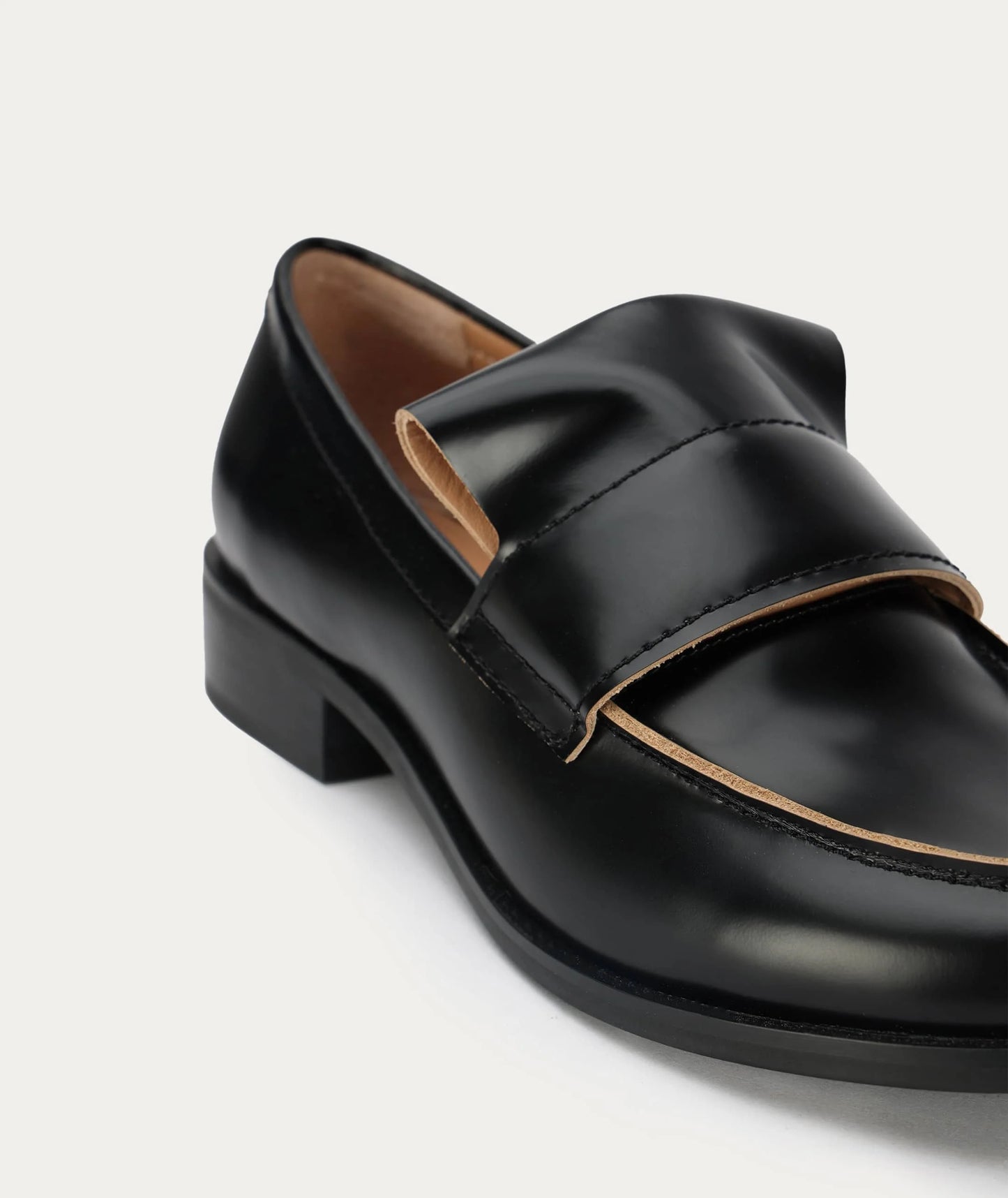 Cheval Loafer