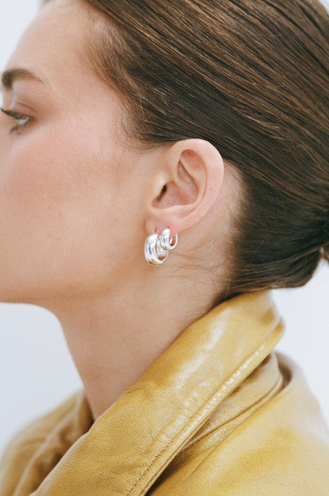 Petite Thick Huggies 18mm Silver