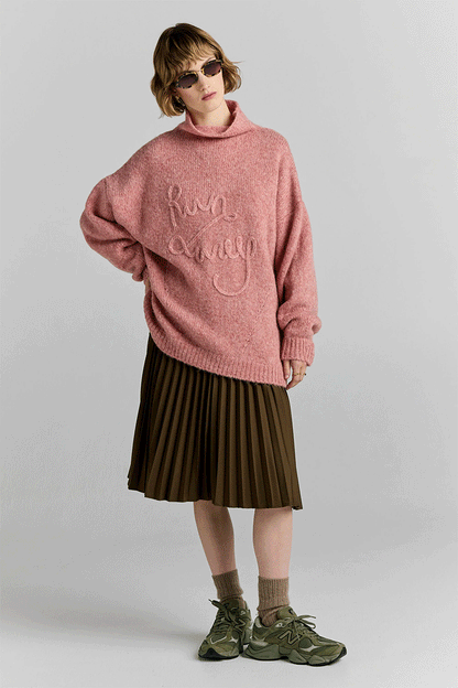 Runaway Rope Sweater Pink