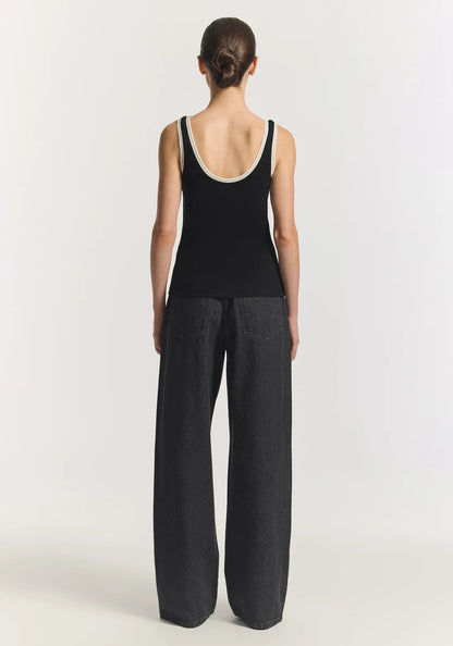 Prism Tank Black