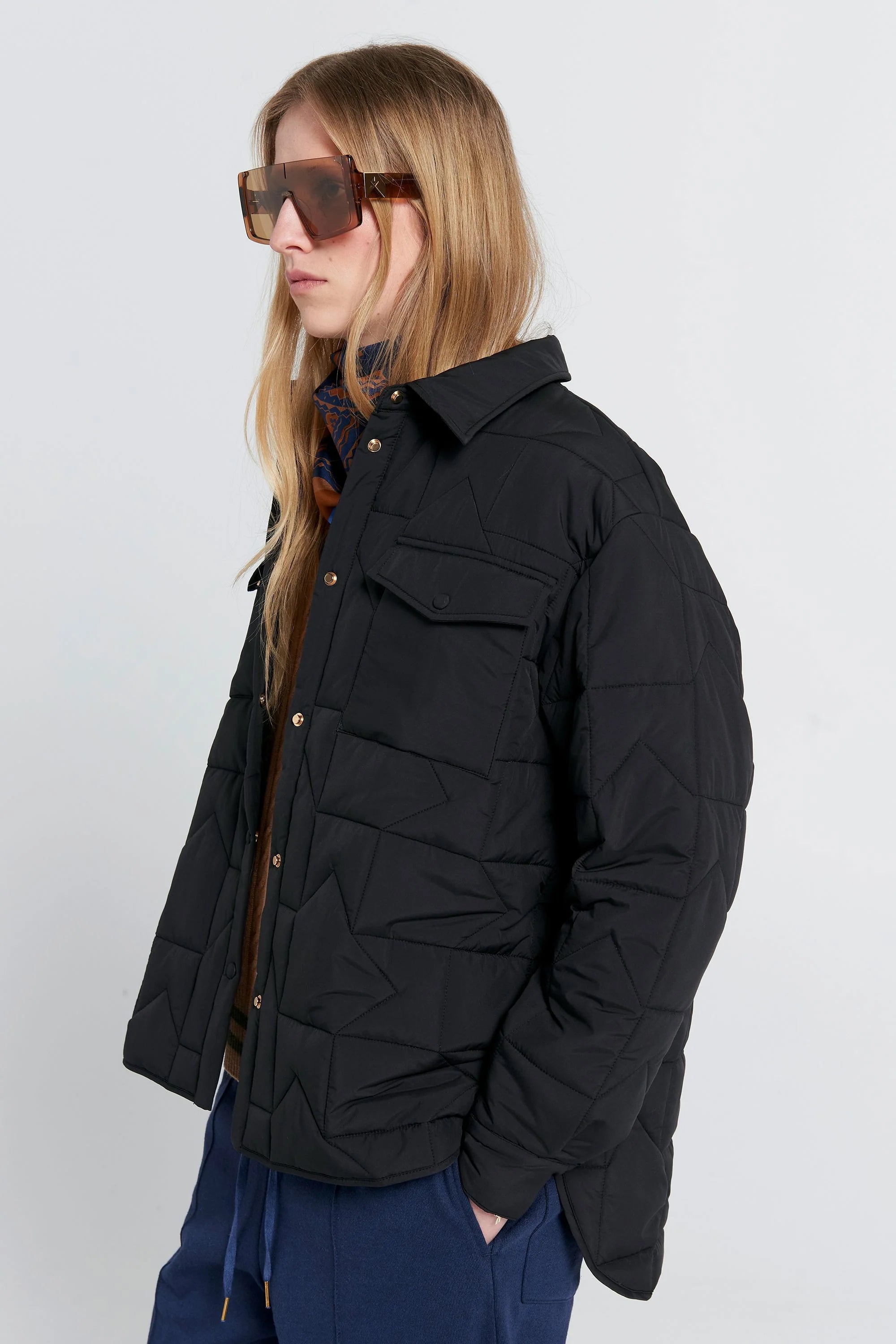Crest Jacket Black